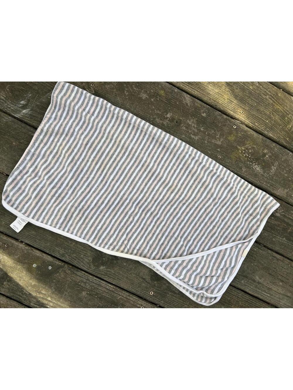 PRELOVED Organic Burt’s Bees Baby Hooded Towel – Pink, Gray & White | Organic🌳